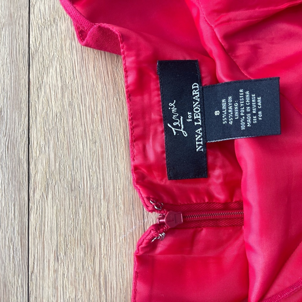 Elegant Red Dress - Picture 2 of 2